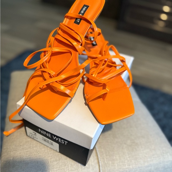 Nine West Orange Sandals Vibrant Strappy Design - Picture 2 of 14